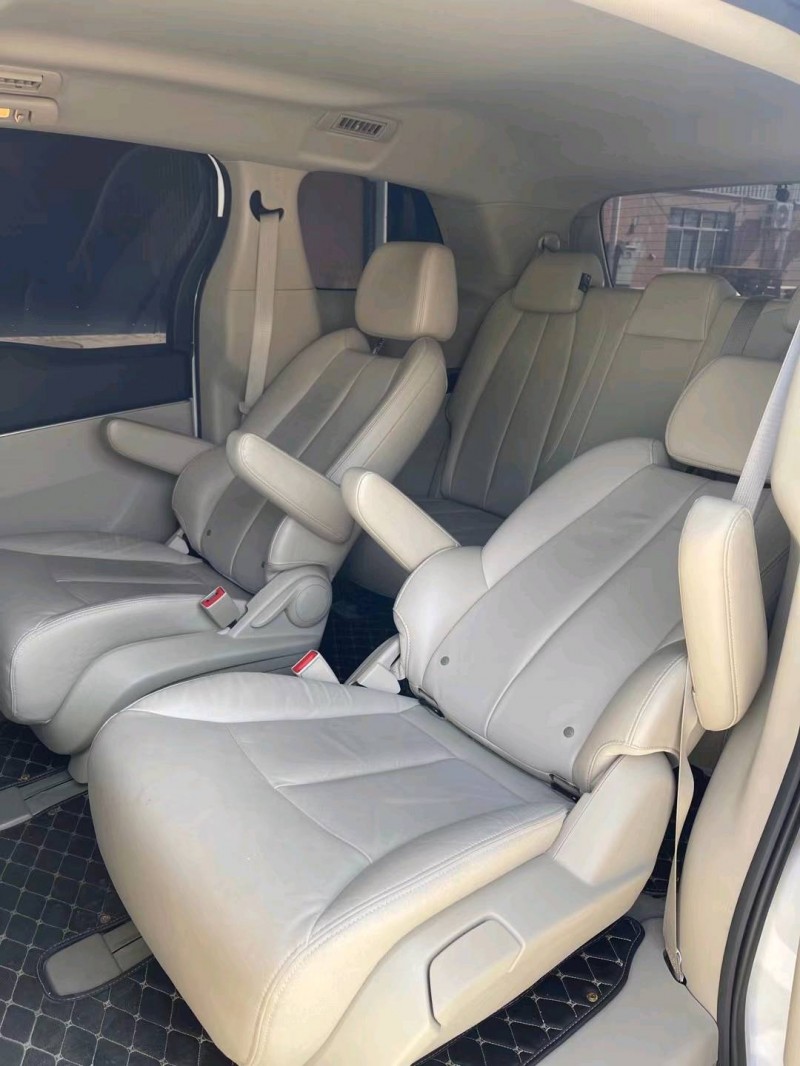 东莞19年别克GL84