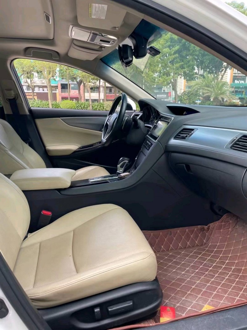 东莞16年本田思铂睿4