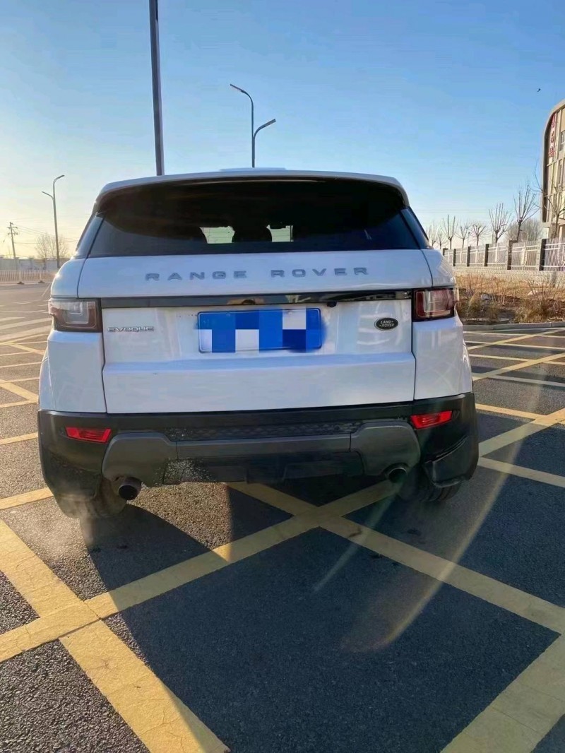 邯郸17年路虎极光1