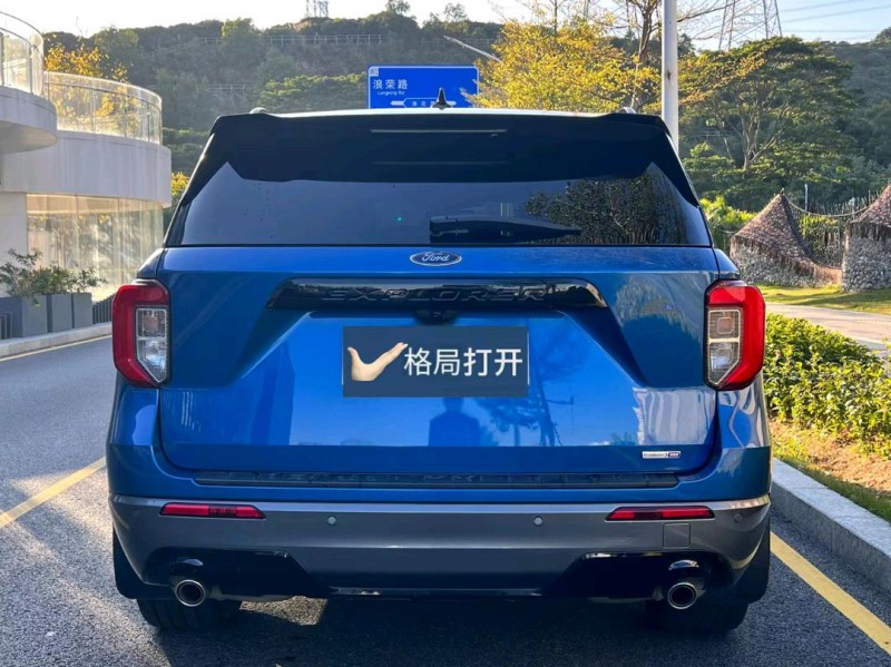 广州21年福特探险者8