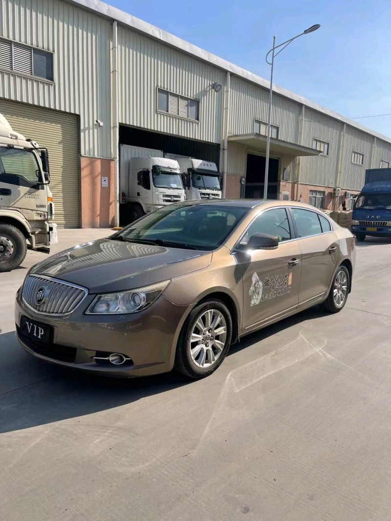 东莞12年别克君越2