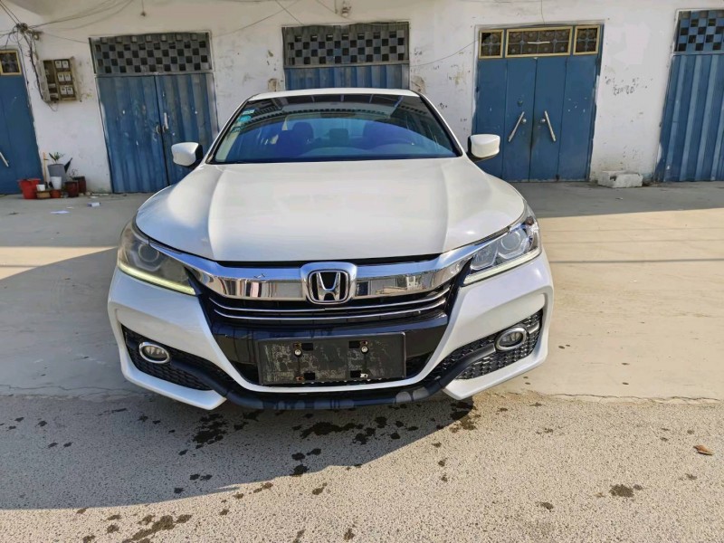 枣庄17年本田雅阁1