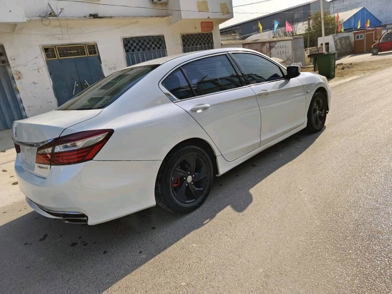 枣庄17年本田雅阁4