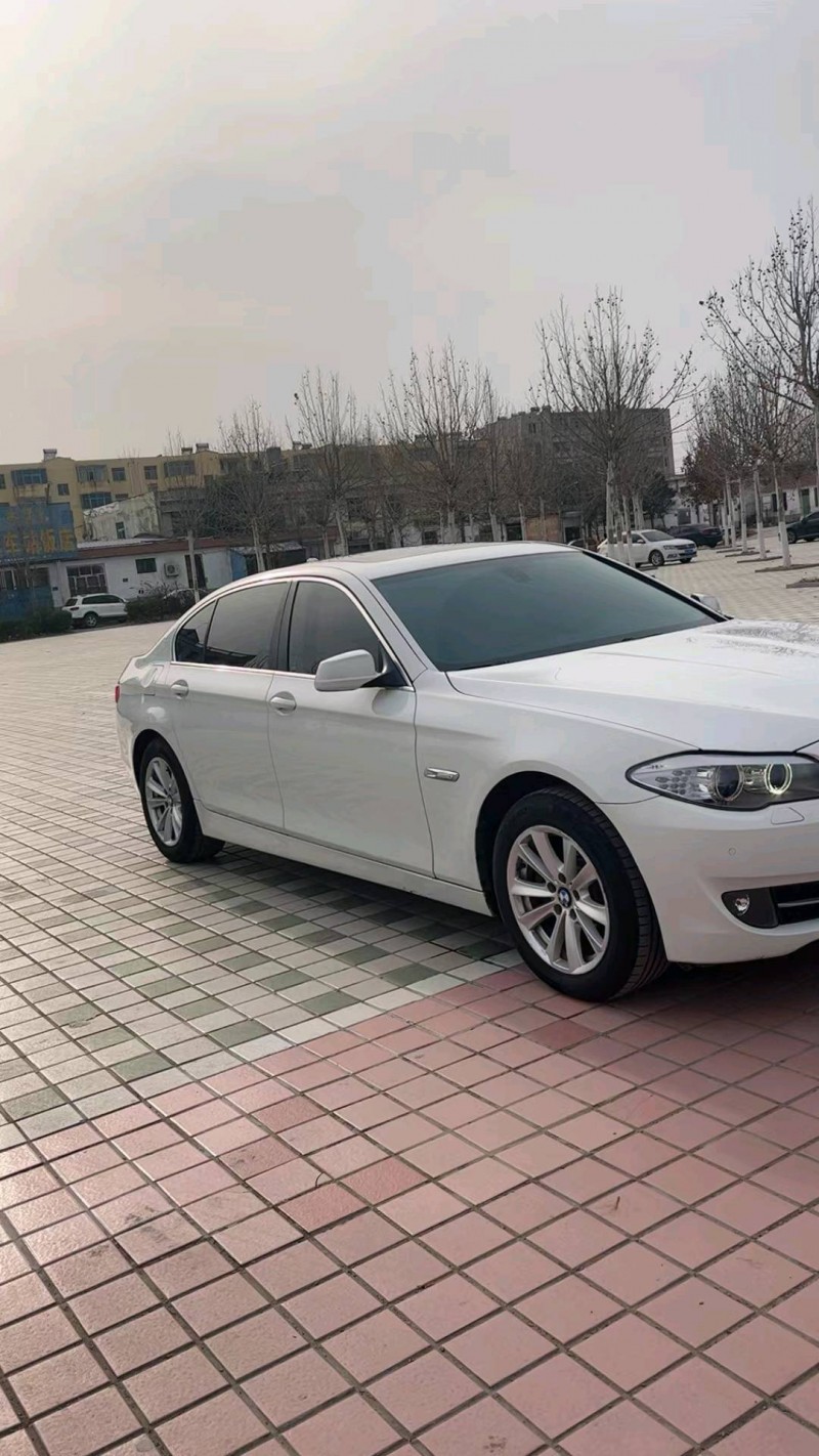 北京12年宝马5系9