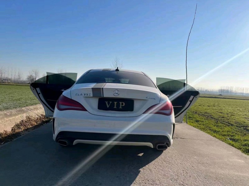 东营15年奔驰CLA6