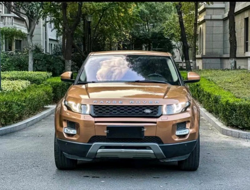 重庆15年路虎揽胜极光(进口)1