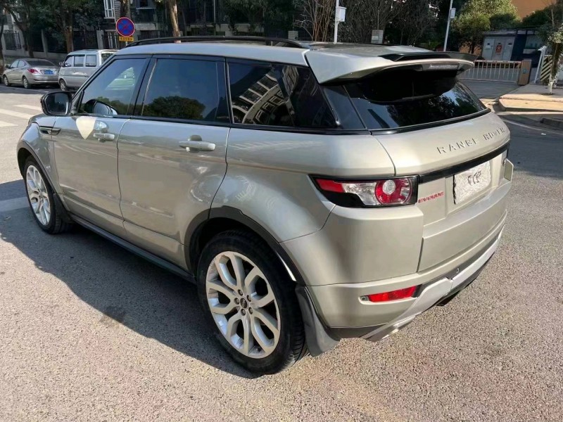 宜昌12年路虎极光5