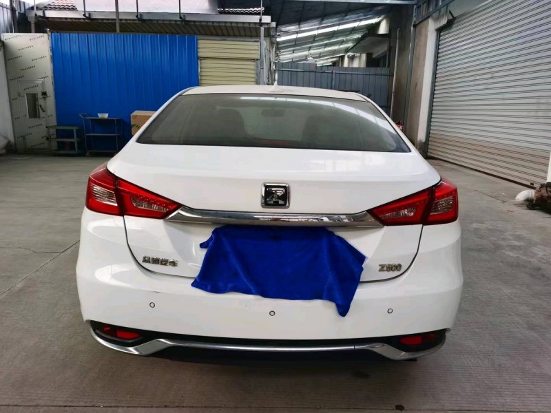 宜昌15年众泰Z5002