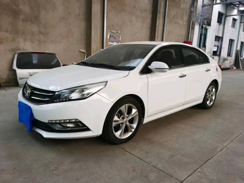 宜昌15年众泰Z5005