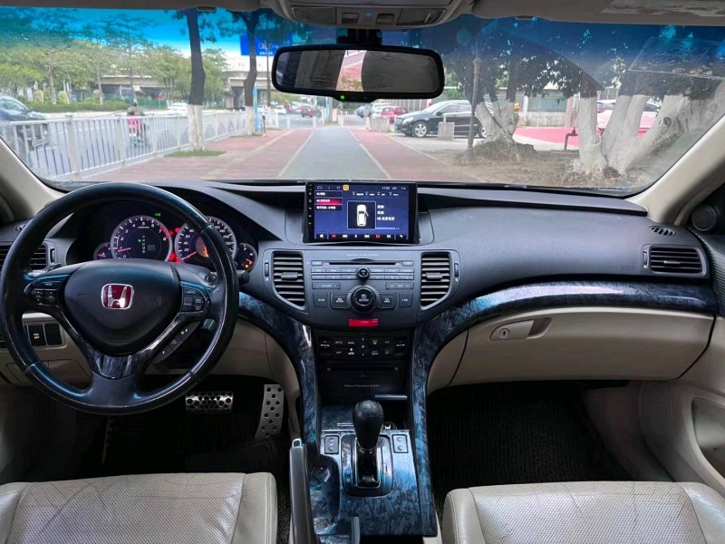 广州10年本田思铂睿6