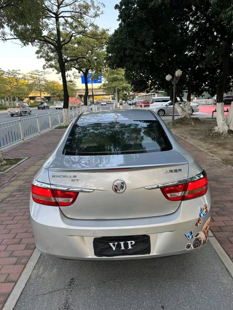 广州10年别克英朗GT9