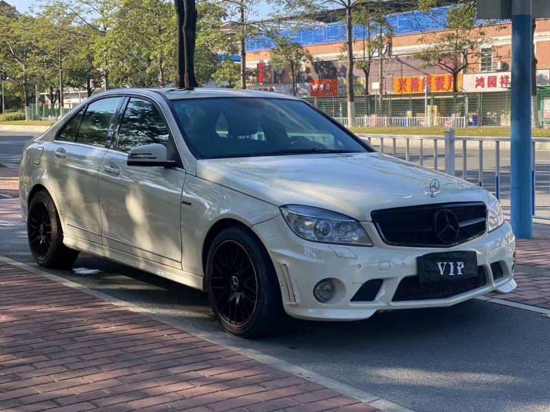 广州11年奔驰C2