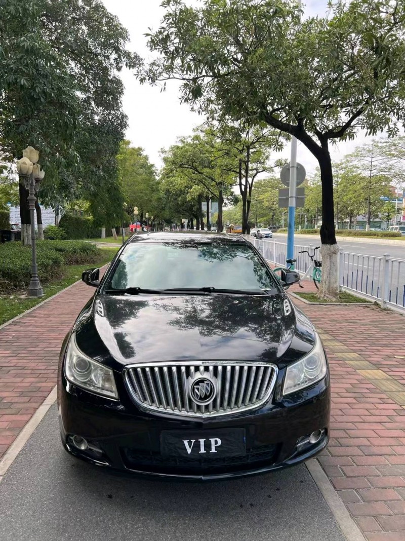 广州10年别克君越1