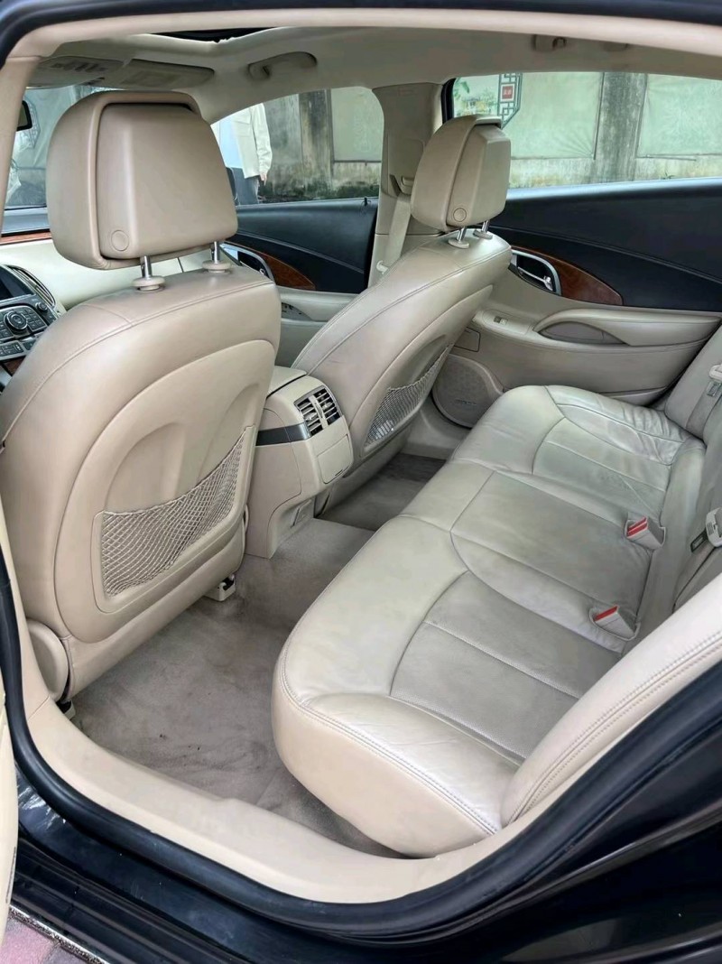 广州10年别克君越5