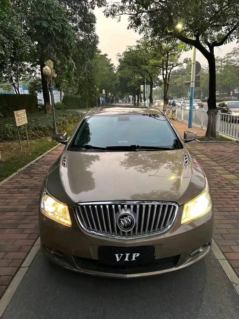 广州10年别克君越1