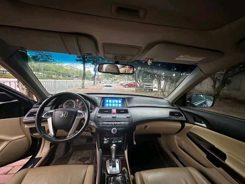 广州09年本田雅阁4