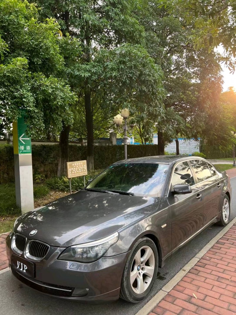 广州08年宝马5系3