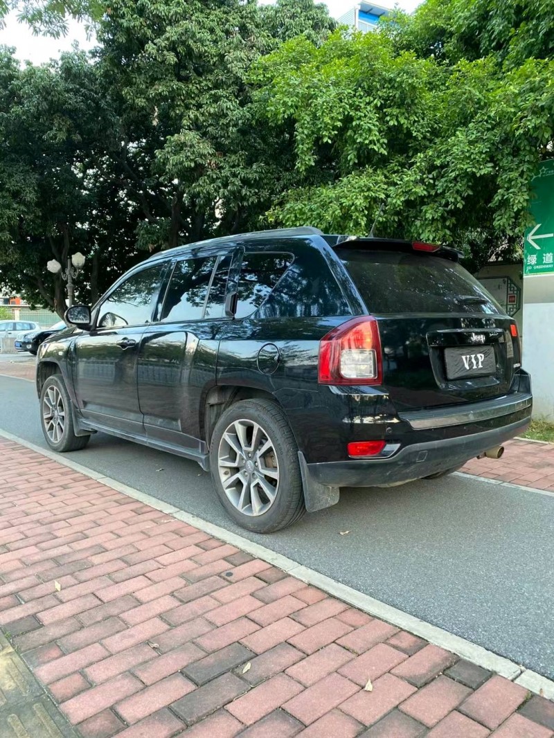 广州13年Jeep指南者7