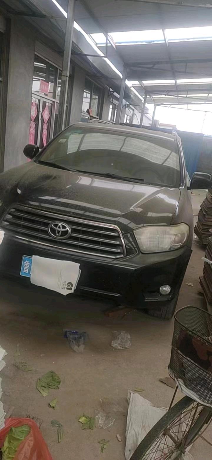 济南11年丰田汉兰达1