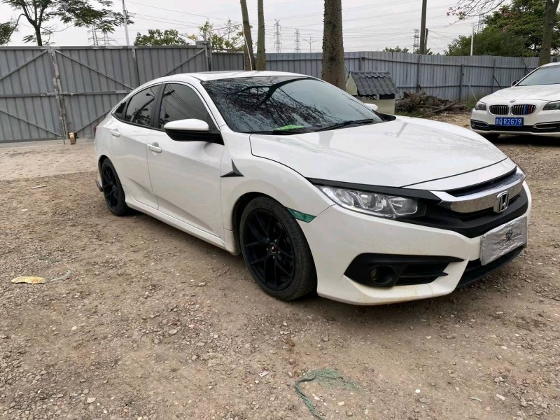 广州16年本田思域2