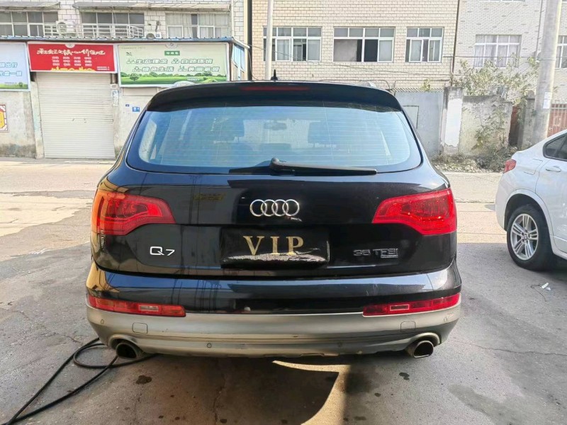 宜昌14年奥迪Q72