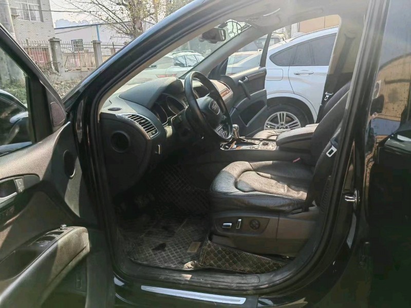 宜昌14年奥迪Q76