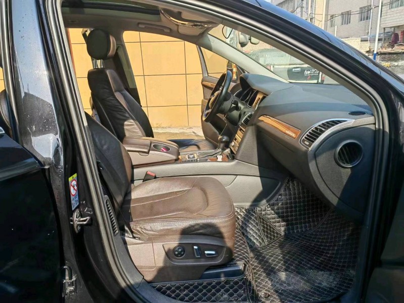 宜昌14年奥迪Q77