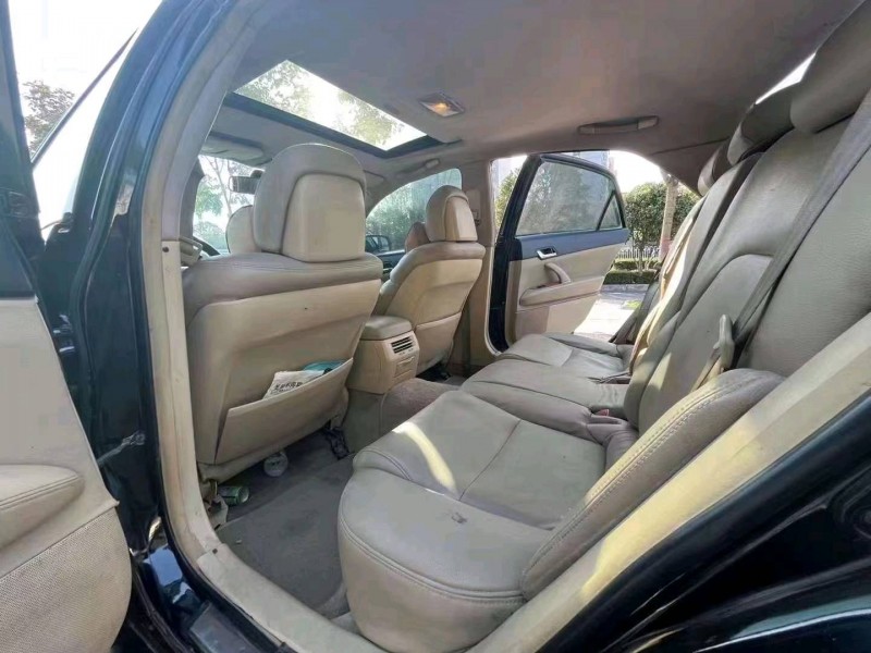 北京08年丰田锐志5