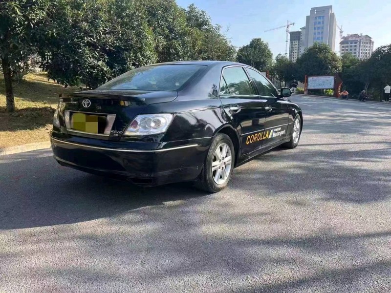 北京08年丰田锐志7