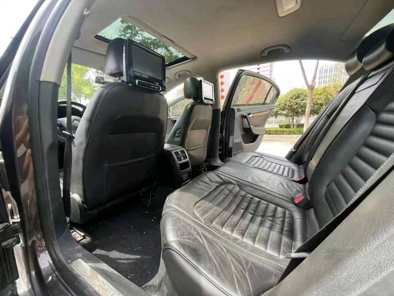 宜昌13年大众迈腾6