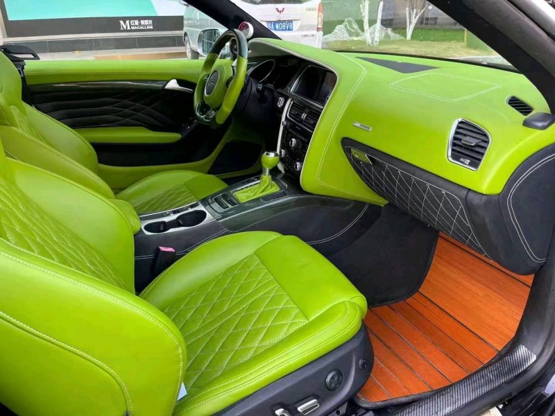 北京12年奥迪A56