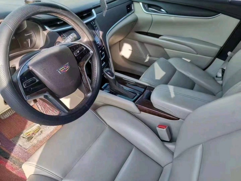 宜昌17年凯迪拉克XTS8