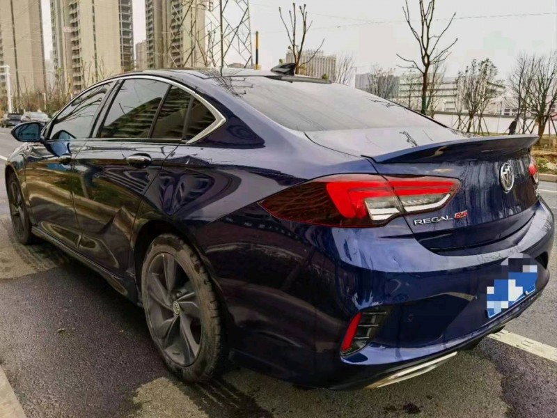 宜昌21年别克君威4