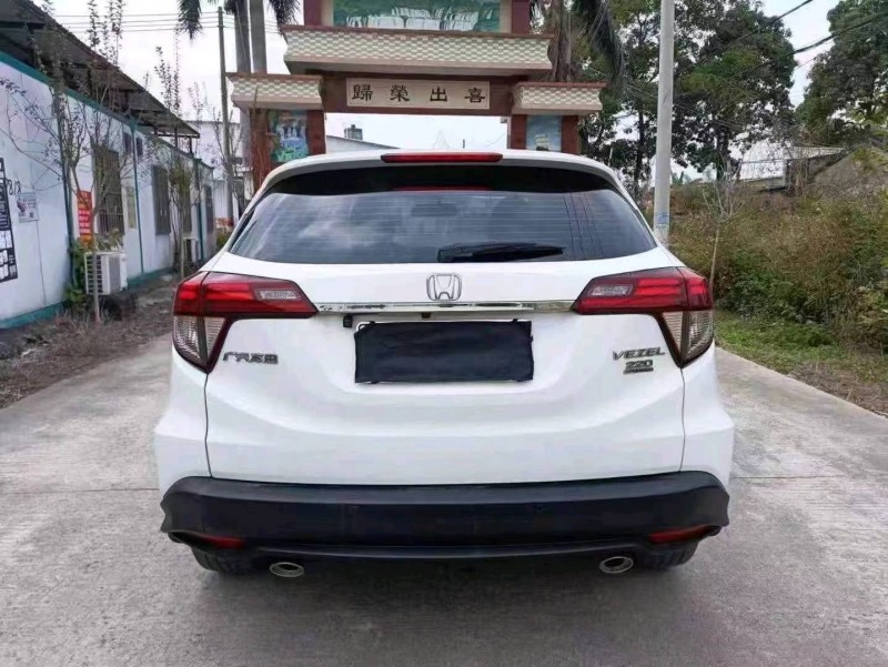 珠海19年本田缤智8