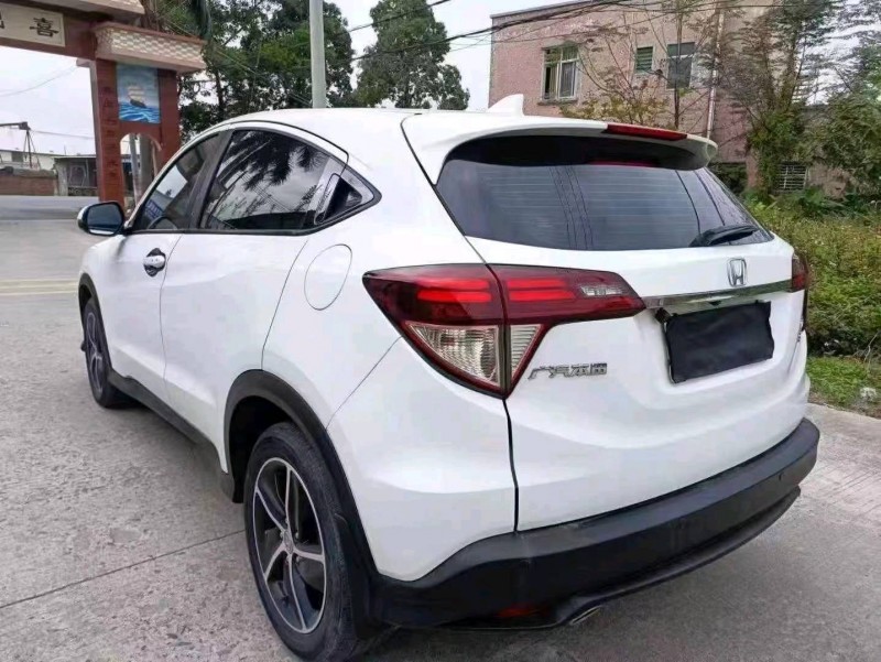 珠海19年本田缤智6