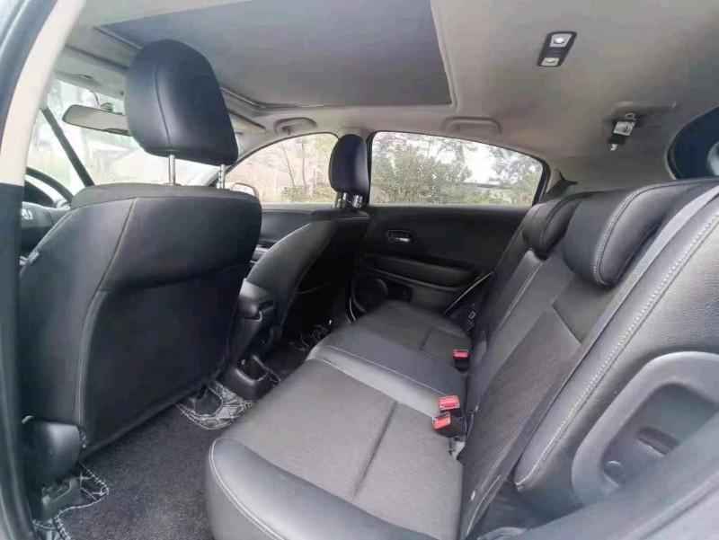 珠海19年本田缤智5