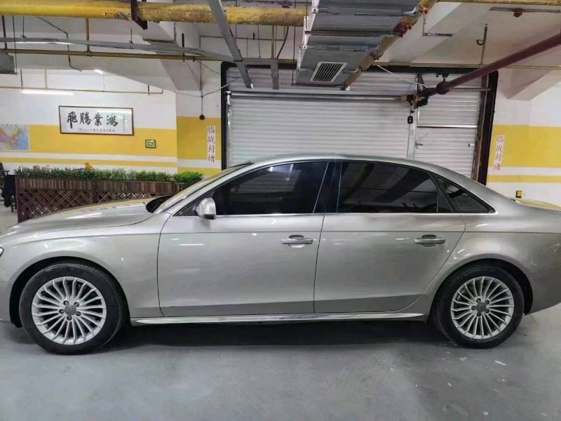 宜昌16年奥迪A4L8