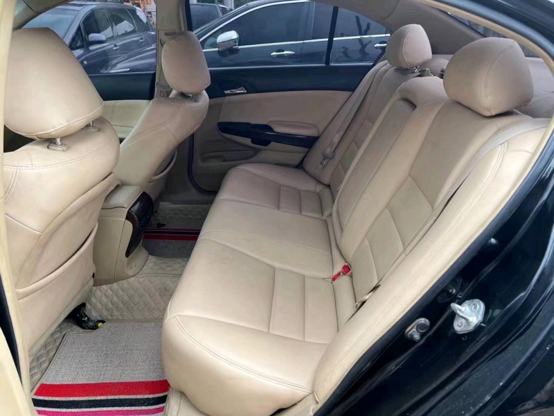 广州09年本田雅阁5