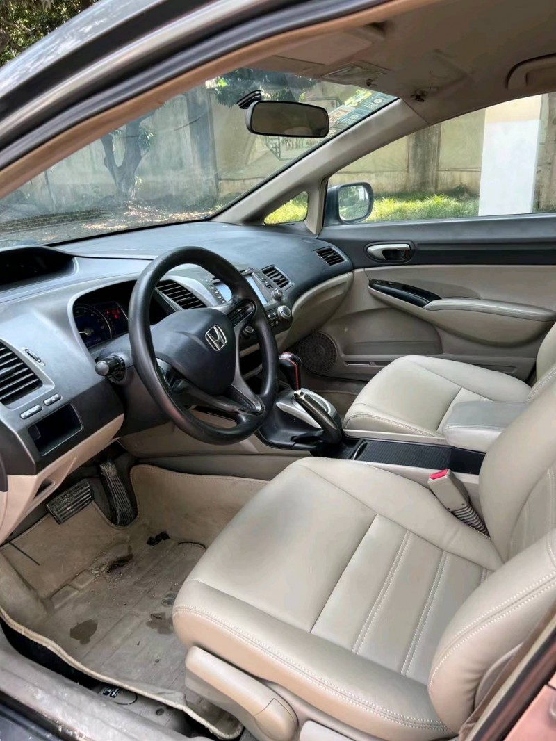 广州11年本田思域6