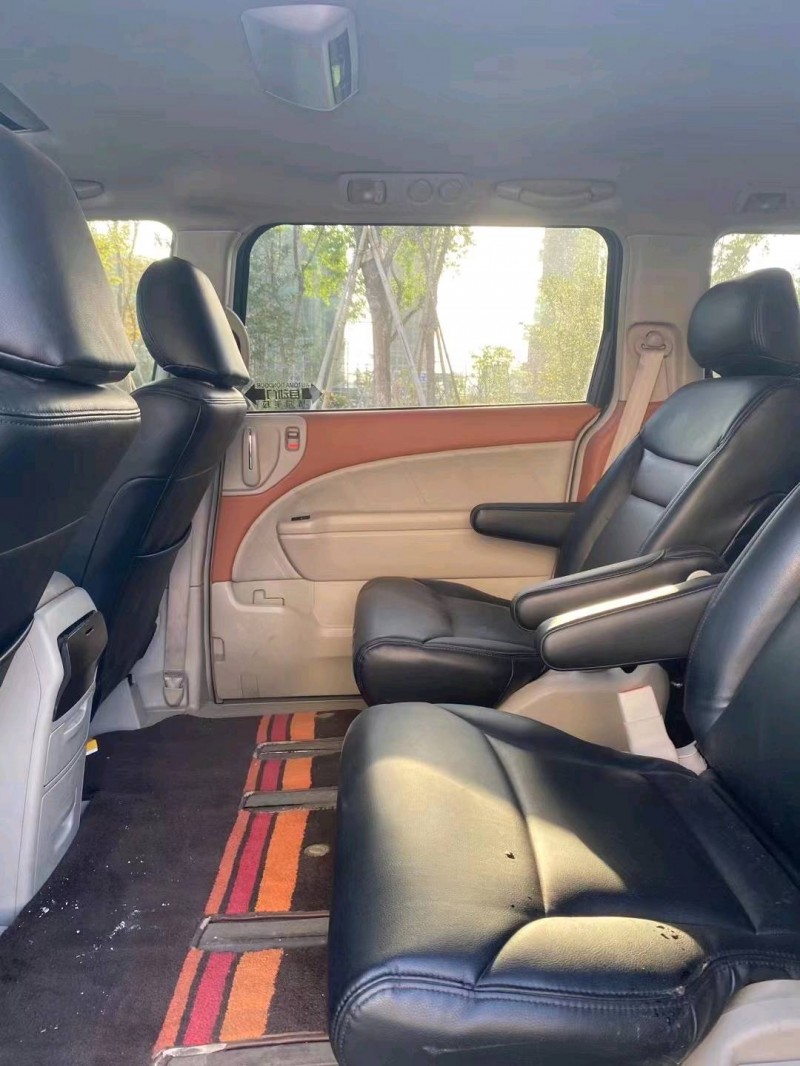 徐州13年本田艾力绅4