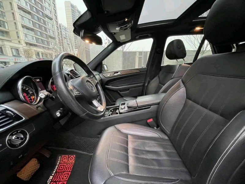 徐州17年奔驰GLE2