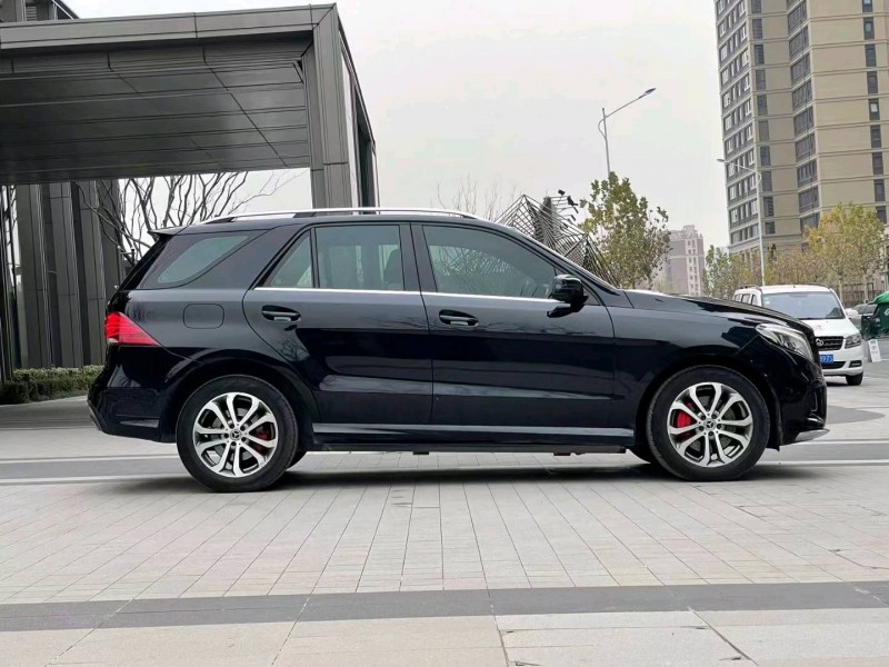 徐州17年奔驰GLE6