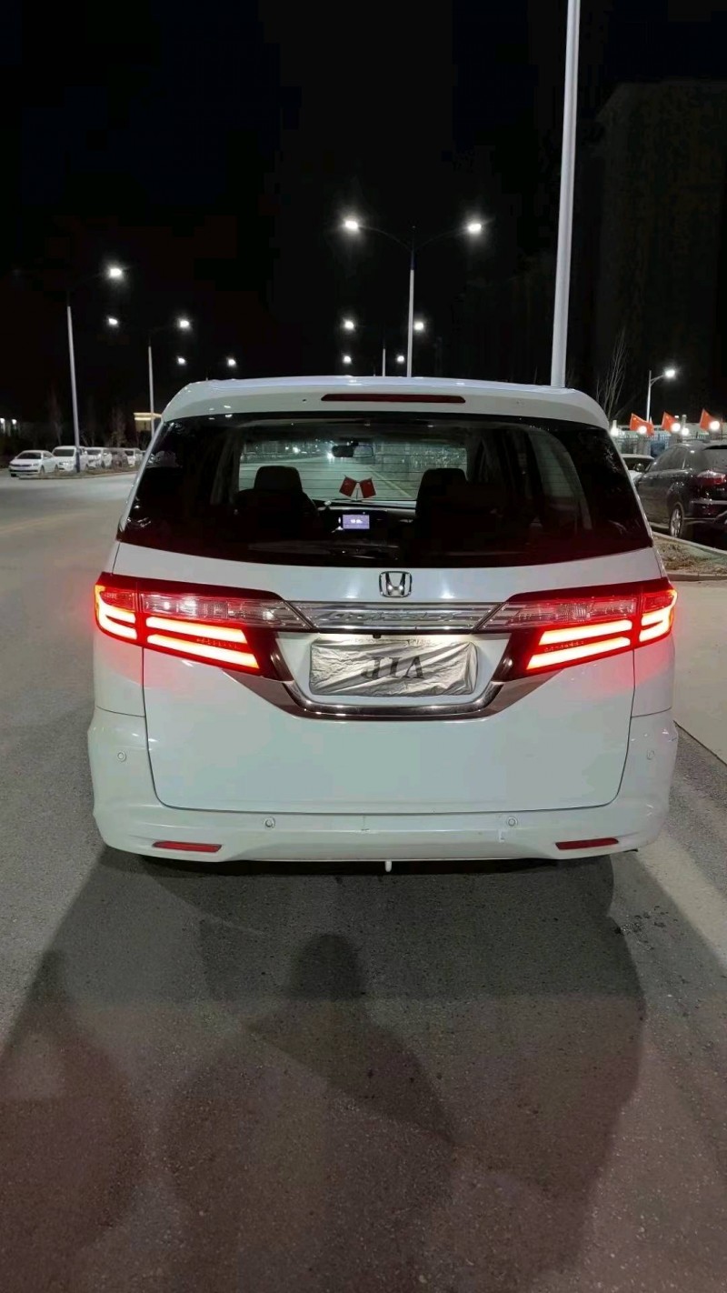 邢台17年本田奥德赛4