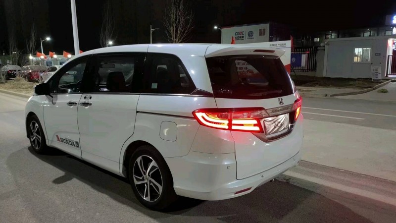 邢台17年本田奥德赛9