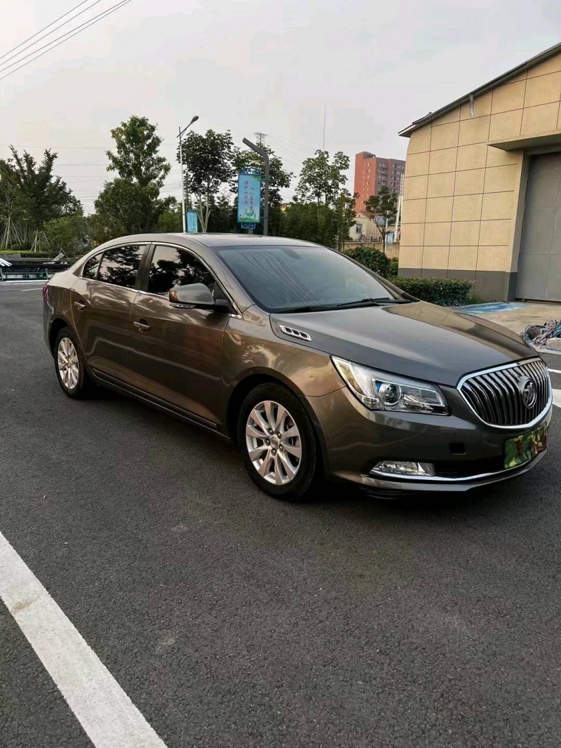 徐州16年别克君越8