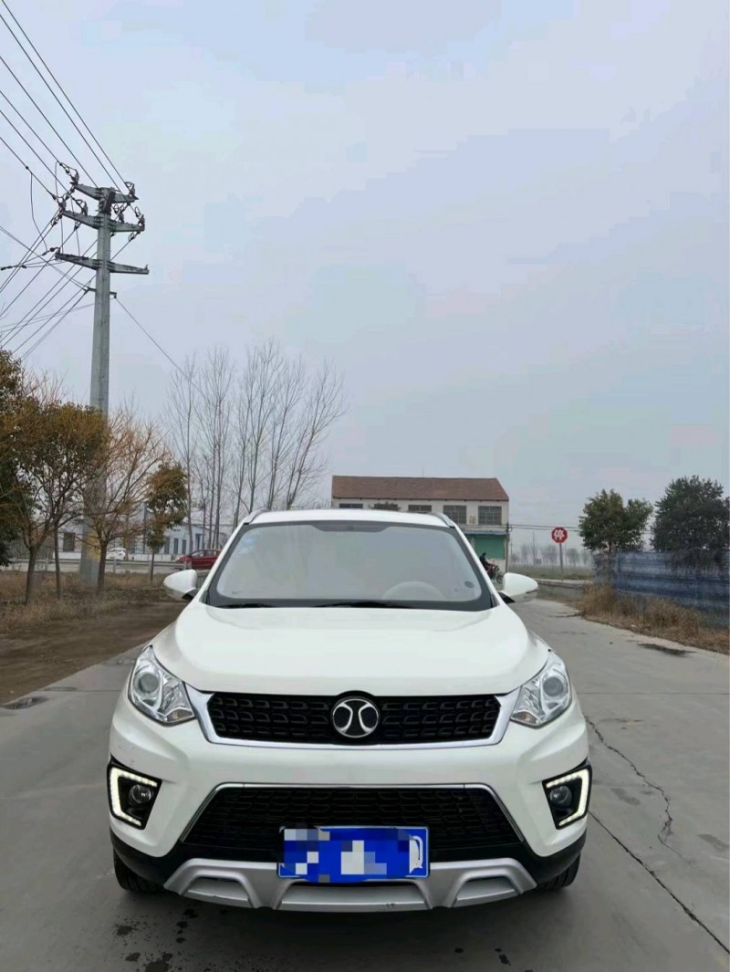 北京18年北汽绅宝X351