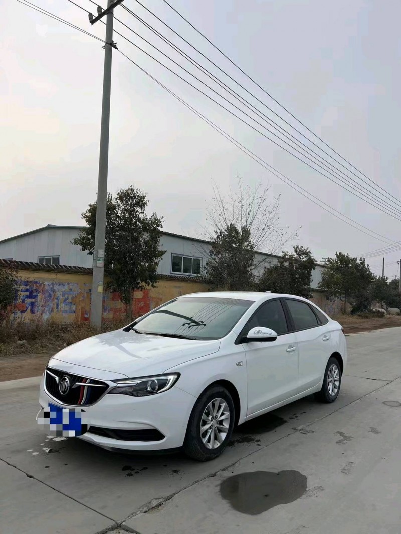 北京18年别克英朗2