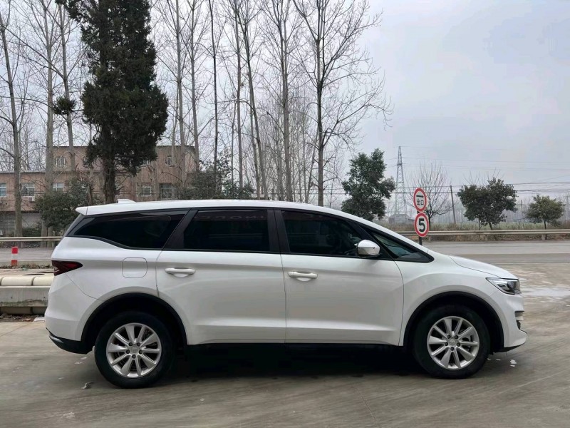 北京20年吉利嘉际8