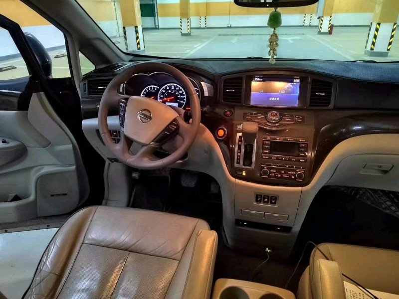 宜昌13年日产贵士9