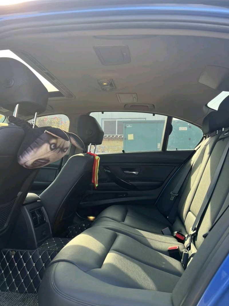 北京17年宝马3系3